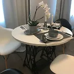 Stare Miasto Bednarska 10 * ורשה