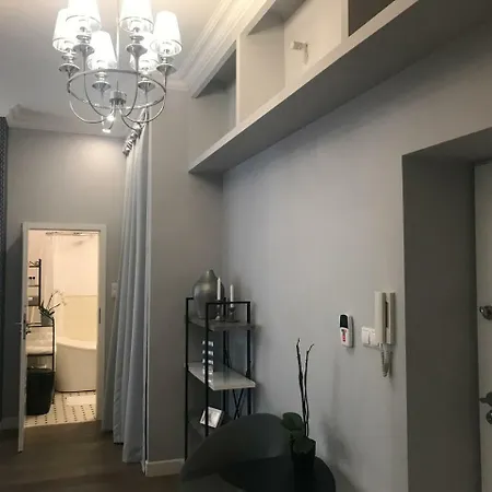 Stare Miasto Bednarska 10 Warschau